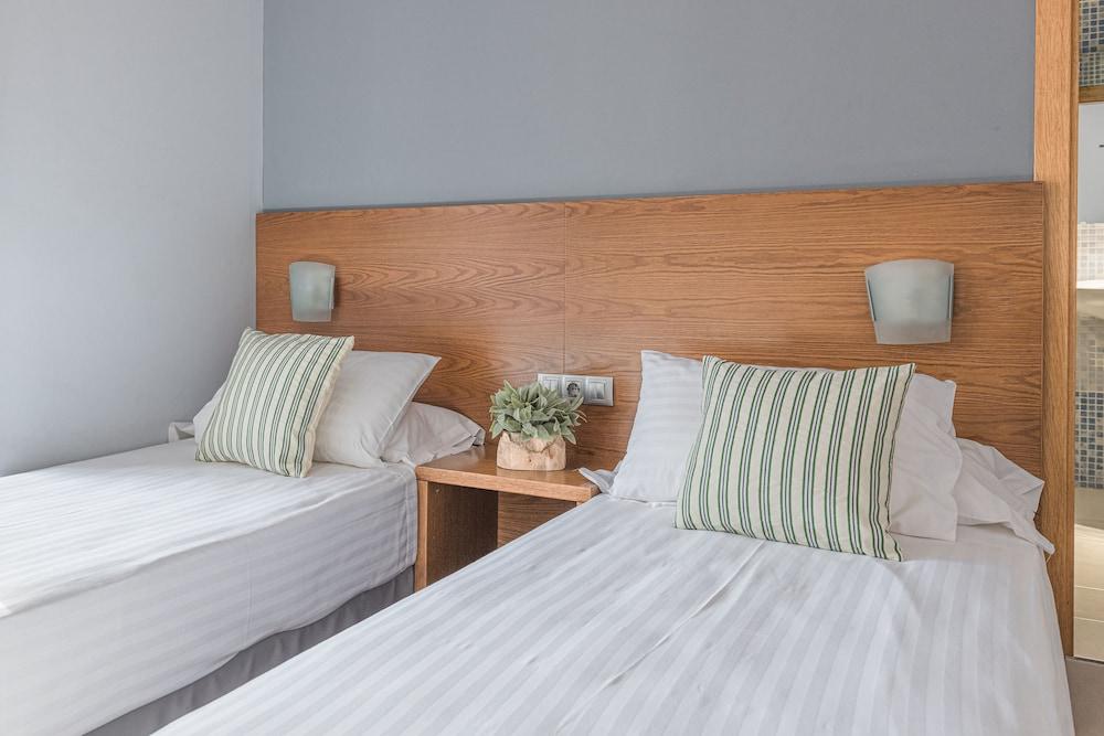 Bypillow Erba Hotel