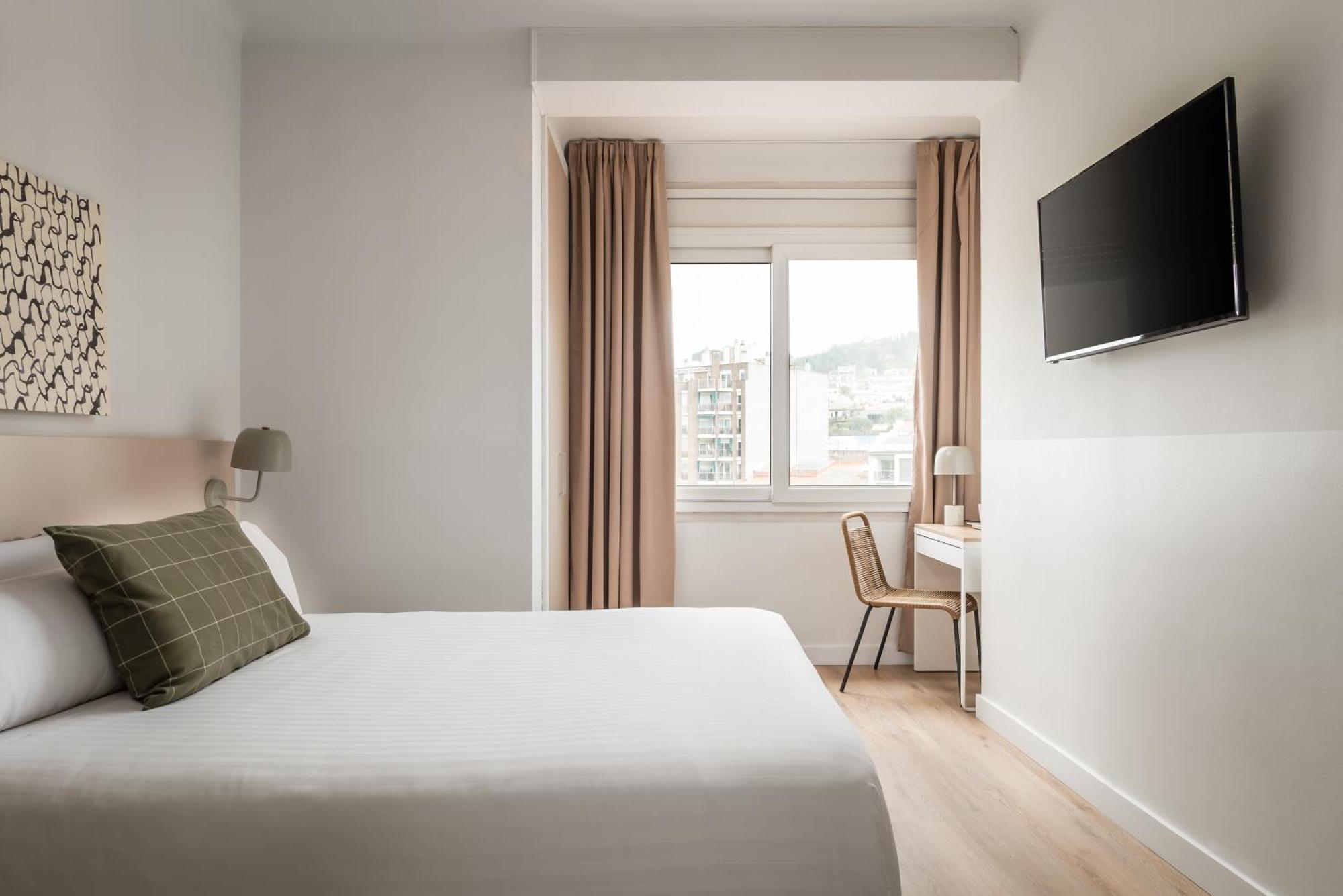 Hotel Bypillow Erba 2*