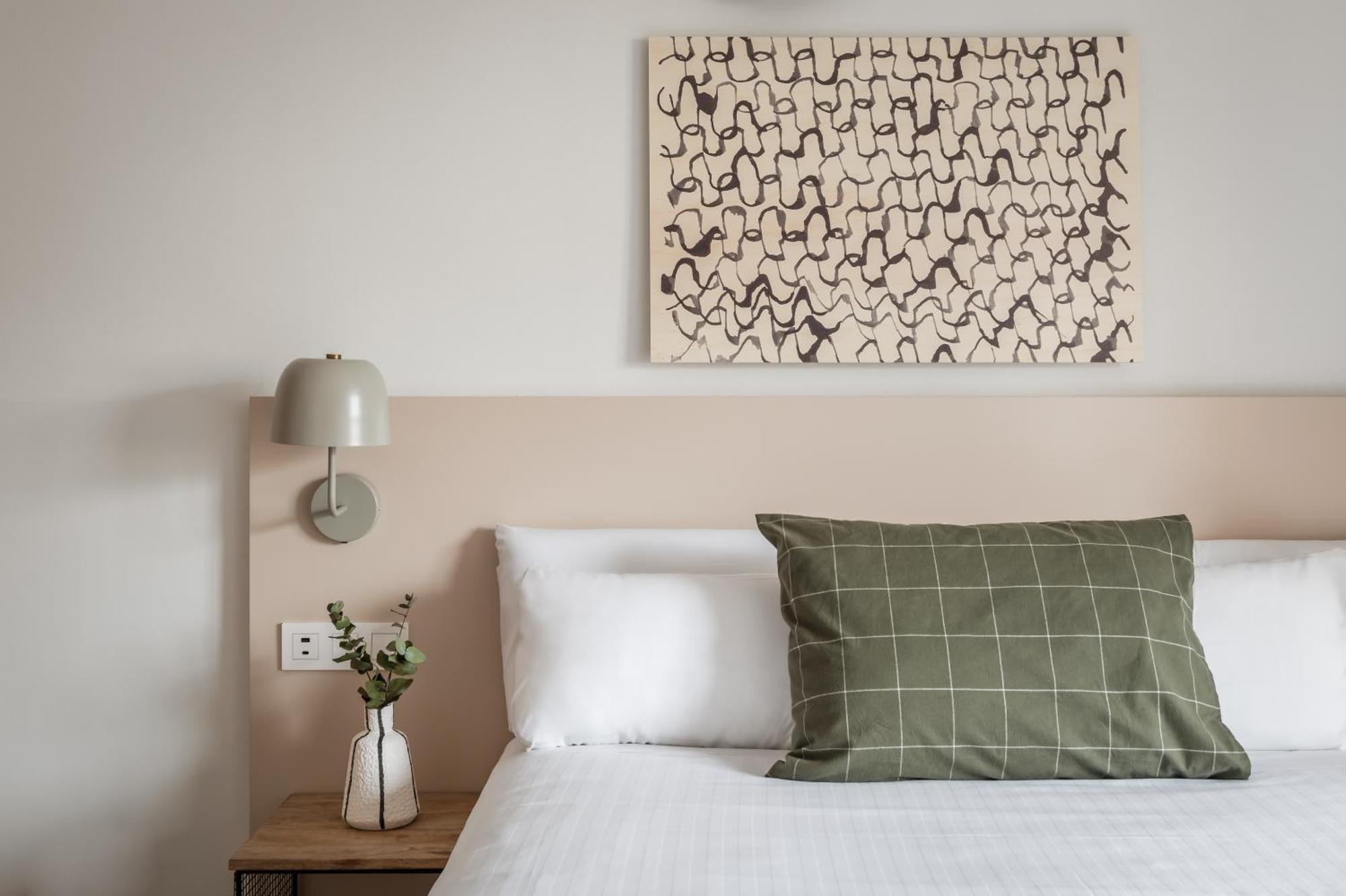 Bypillow Erba Hotel Girona