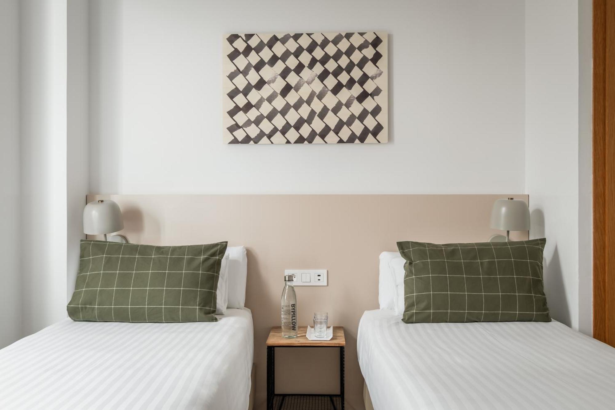 Bypillow Erba Hotel